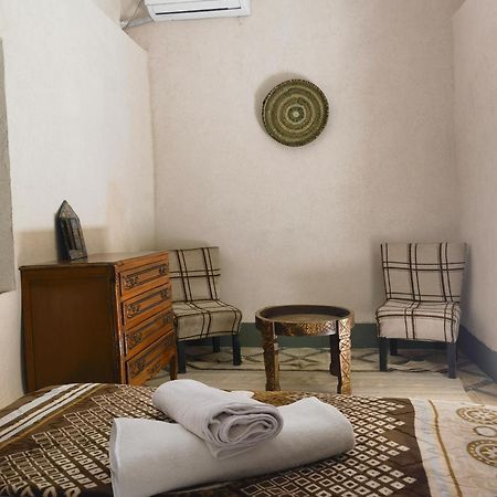 Medina Oasis Hostel Marrakesh Exterior photo